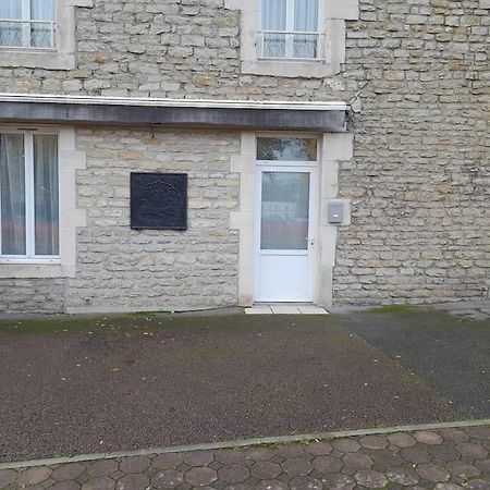 Appartement Au Bord Du Canal Montbard Εξωτερικό φωτογραφία